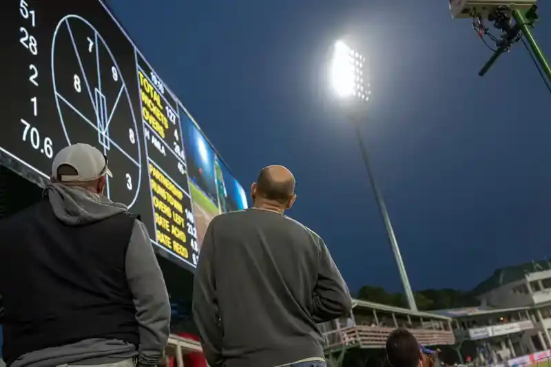 MLB pitch clock rules